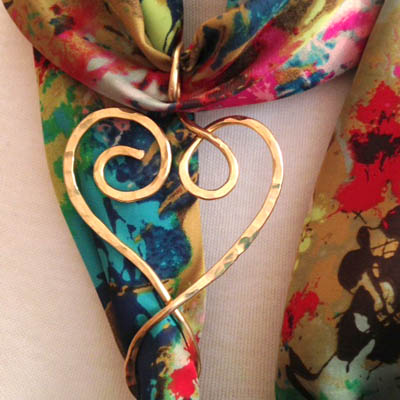 swirly heart scarf slide